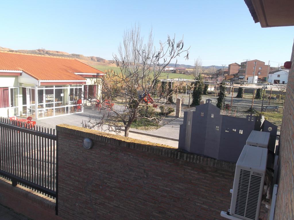 Albergue Cetina Esterno foto
